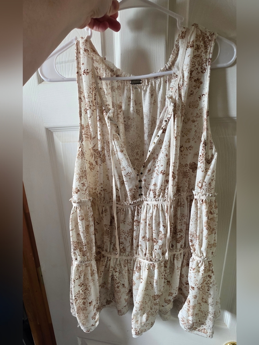 Gimmicks Boho Cream Floral Tie-Front Peasant Blouse